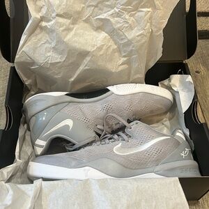 Nike Basketball Shoes - Kobe 8